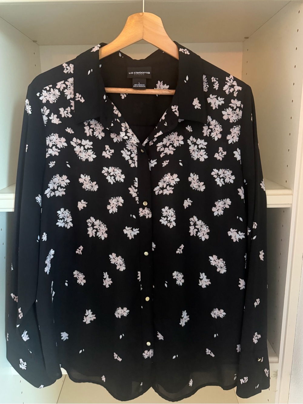 Liz Claiborne Black Button-Down Shirt with Soft Pink White Floral Print